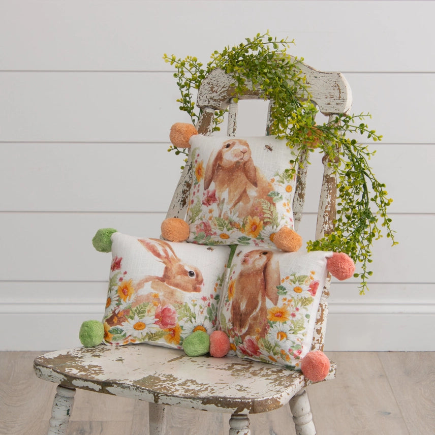 Mini Pillow with Bunny &amp; Daisies